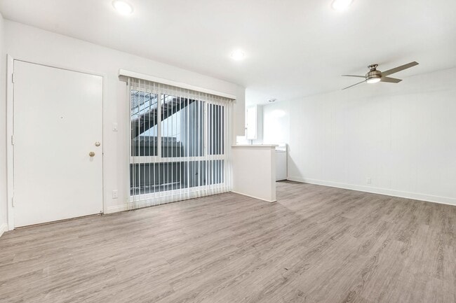 Photo - 1231 12th St Unidad D