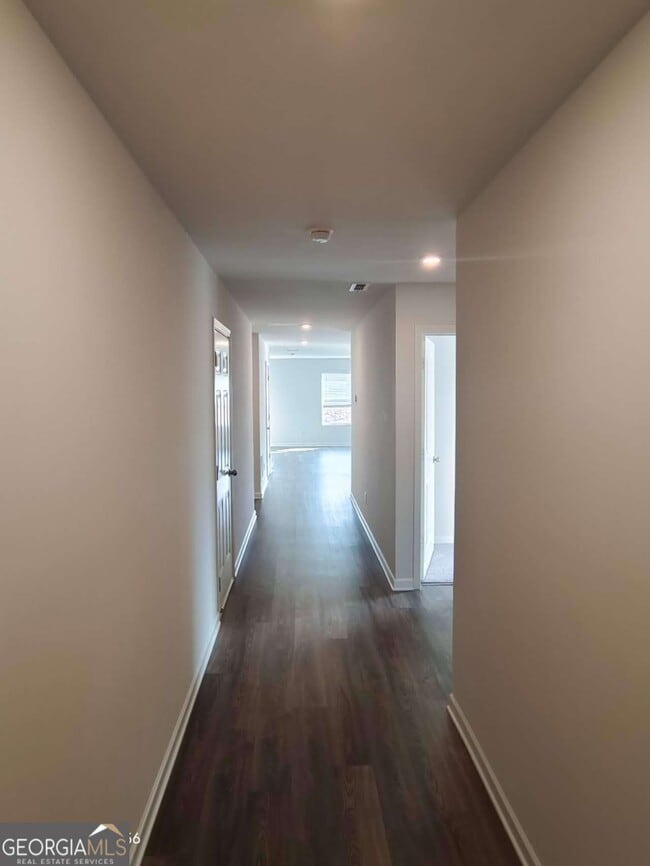 Photo - 537 Pemberton St