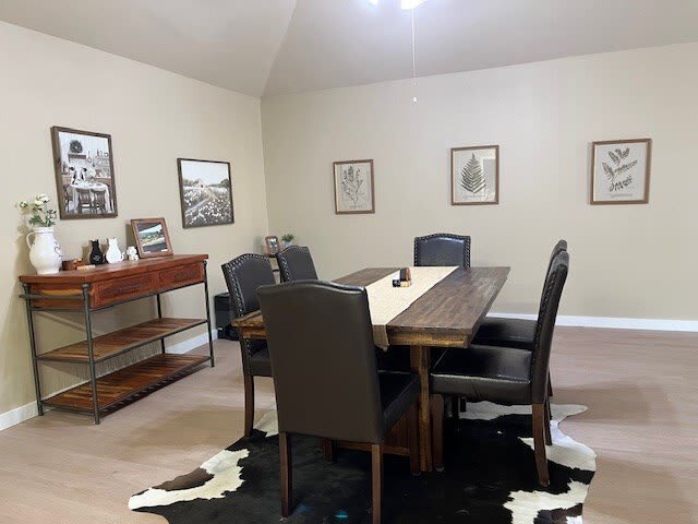 Photo - 3310 Wedgwood St