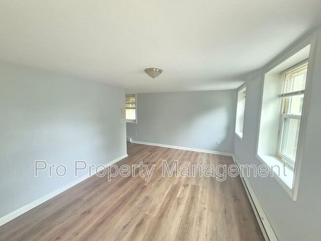 Photo - 14 Edgewood Rd