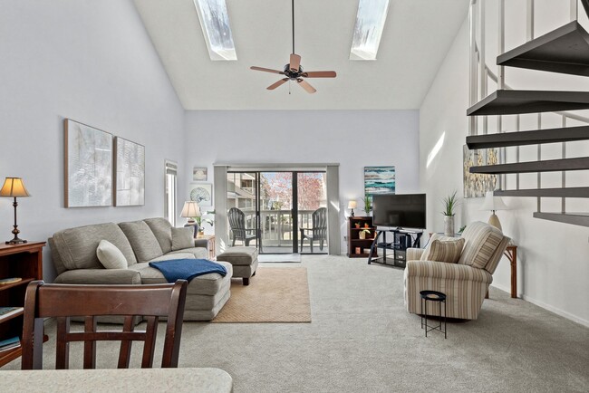 Photo - Seasonal Rental Available 9/10/25-3/31/26