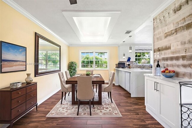 Photo - 16530 Royal Poinciana Ct