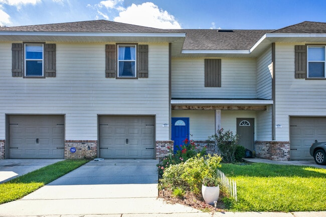 Photo - 511 Arbor Lake Dr