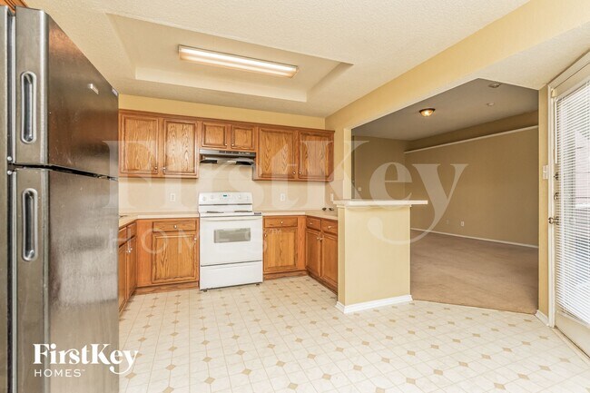 Photo - 137 Sequoia Rd