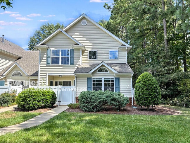 Building Photo - 4608 Twin Hickory Lake Dr Rental