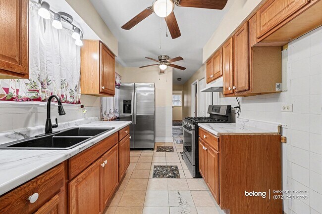 Photo - 1138 W 115th St