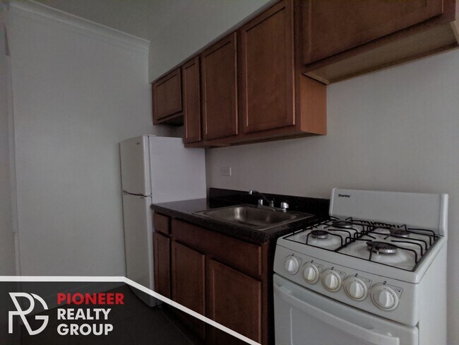 Photo - 4647 N Paulina St Unidad #4641-204