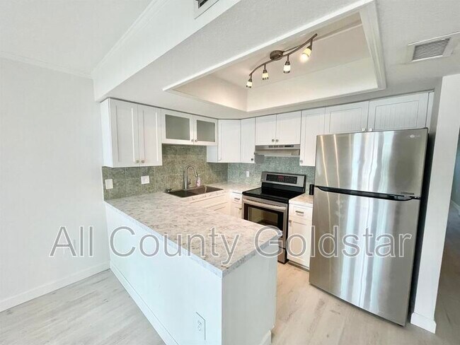 Photo - 4410 Warren Ave Unit 104