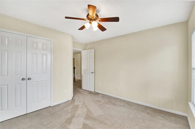 Photo - 26011 N Lakefair Dr