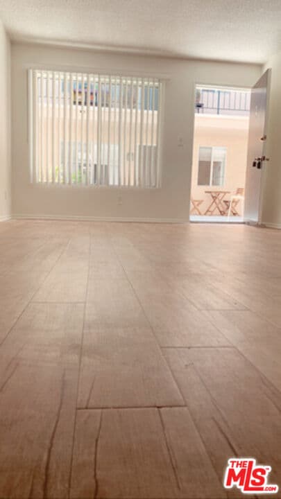 Photo - 518 Raymond Ave Unidad 6