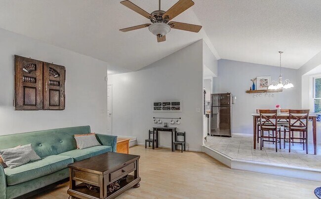Photo - 2724 Quail Point Dr