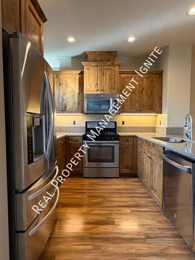 Photo - 20794 Comet Ln