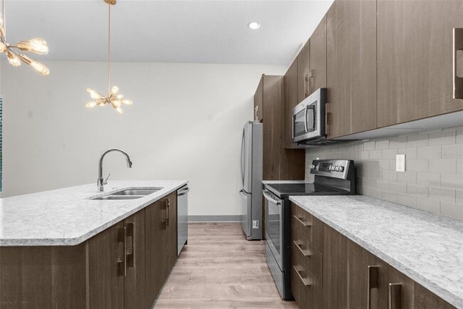 Photo - 4810 W McElroy Ave