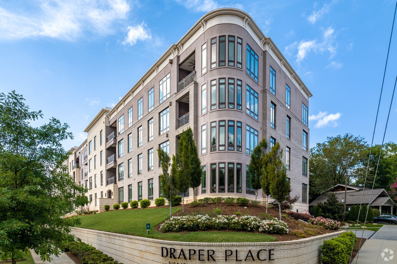 Draper Place - Draper Place Apartments