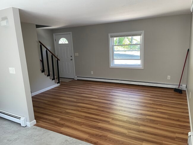 638 Borough Rd