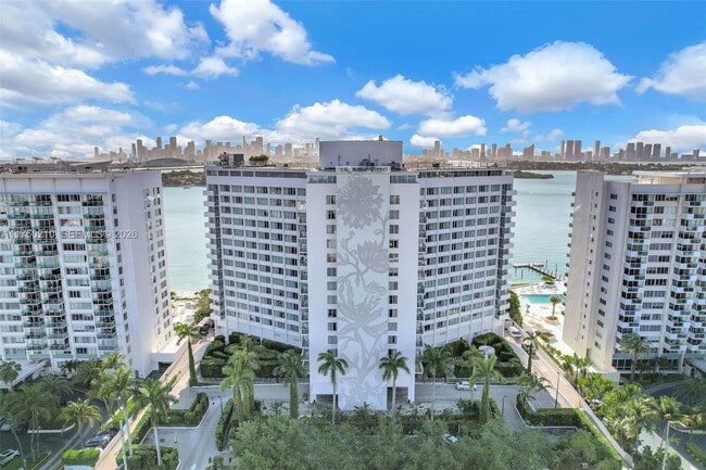Photo - 1100 West Ave Unit 916