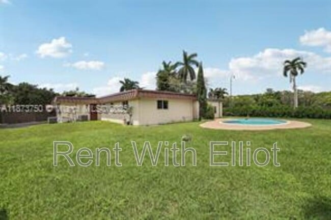 Photo - 20 W Tropical Way