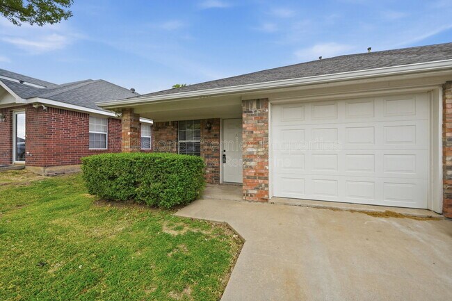 Photo - 2000 Monte Cristo Way