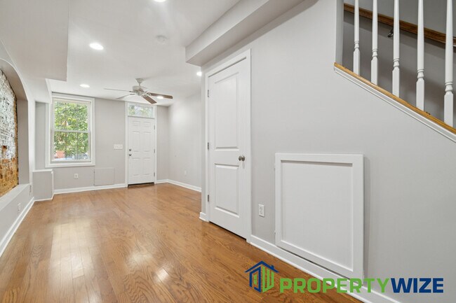 Photo - 303 S Washington St