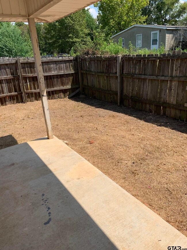 Photo - 113 Elm Creek Dr