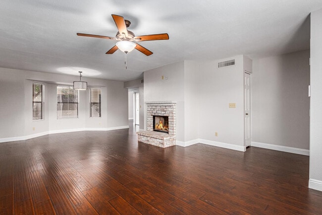Photo - 5713 W Gelding Dr