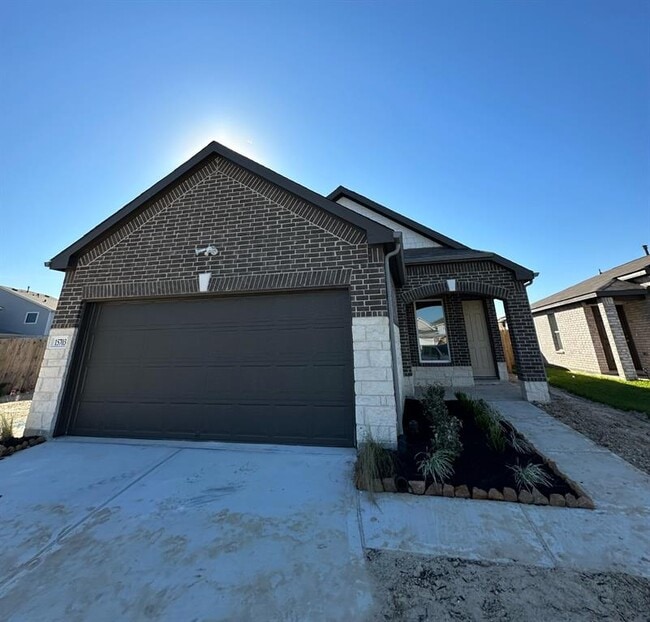 Photo - 15703 Lemmonwood Hls Ln Casa
