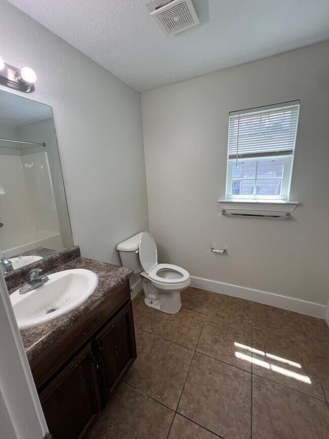 Photo - 4116 Mulligan Manor Ln Unit BPP - 4116 Mulligan Manor Lane Apt A