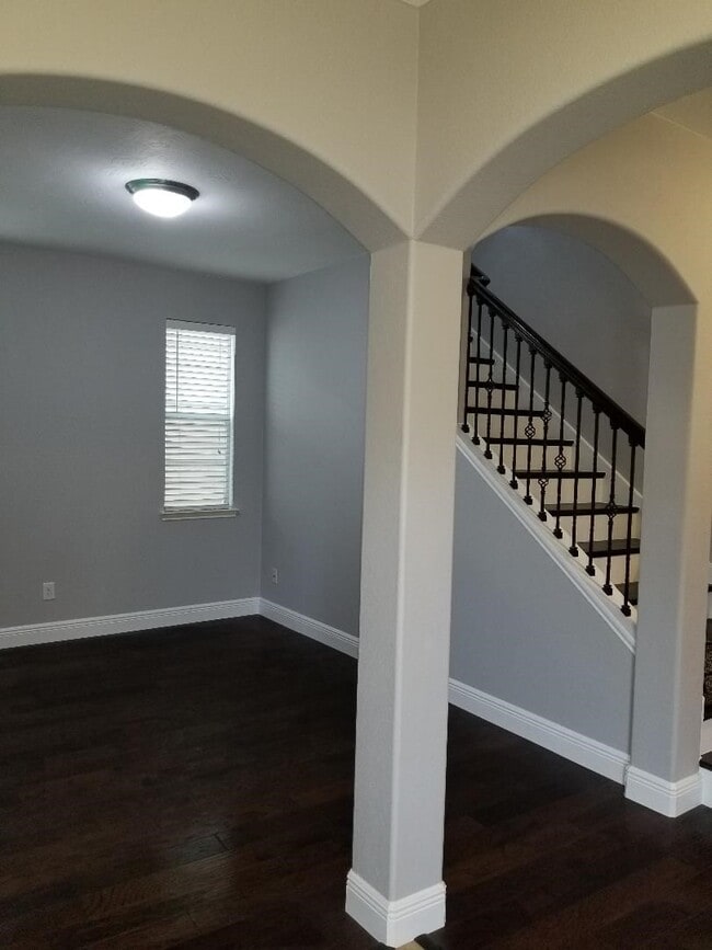 Photo - 6310 Wilshire Fern