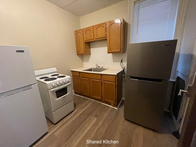 Photo - 3440 Old York Rd Unidad 2F