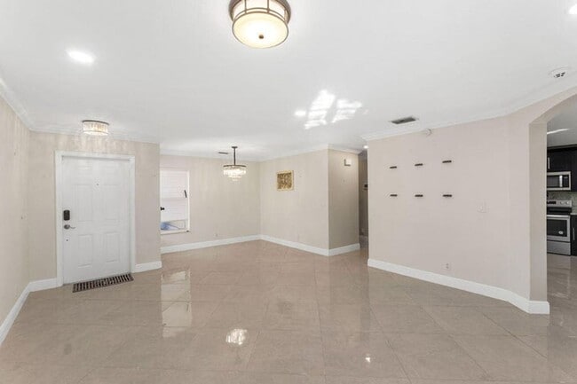 6384 Adriatic Way
