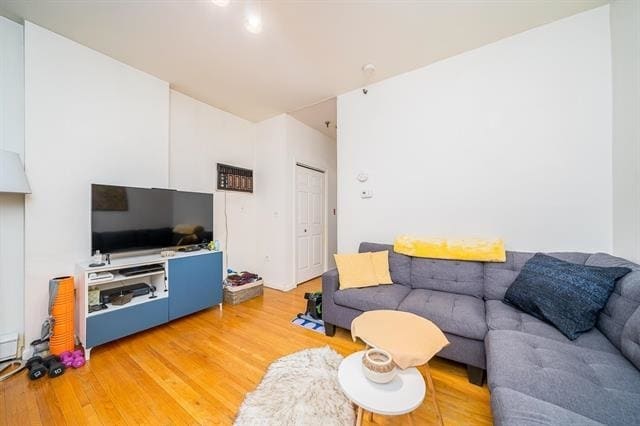 Photo - 711 Willow Ave Unit 2D