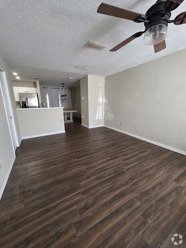 Building Photo - 12508 Castle Hill Dr Rental