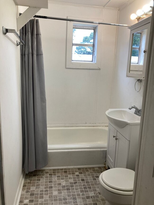 Photo - 4214 Myrtle Ave