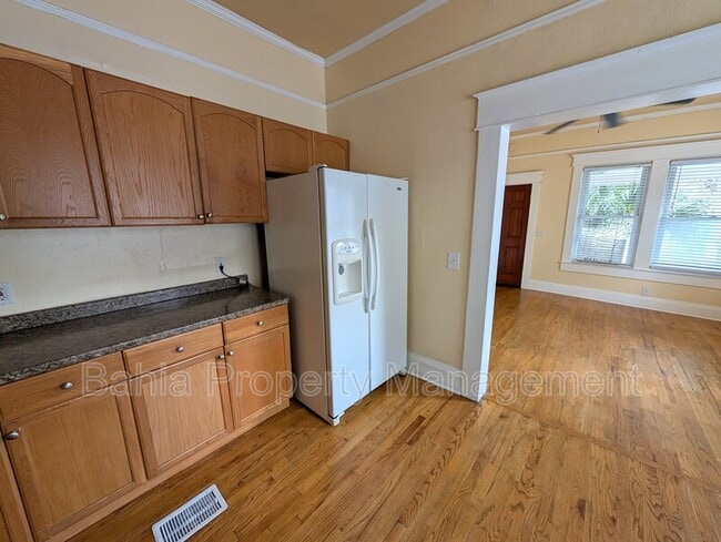 Photo - 103 S Westland Ave Unit Apt 1