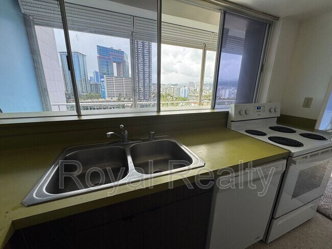 Photo - 439 Keoniana St Unit #1103