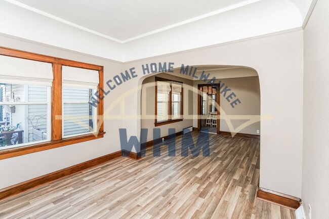 Photo - 1721 S 72nd St