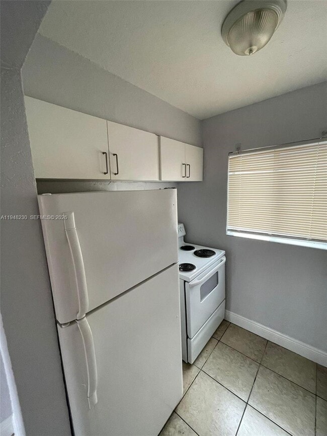 Photo - 2330 NW 11th St Unit 9