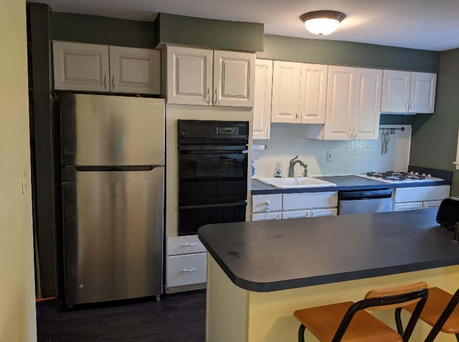 Photo - 5421 Highridge St