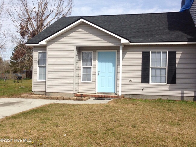 Photo - 1133 Pueblo Dr Townhome