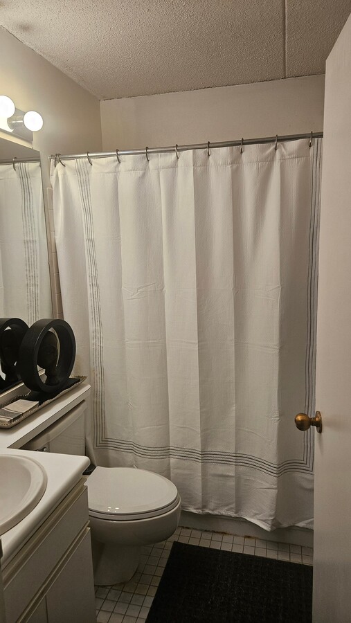 Photo - 300 Cathedral Pkwy Unit Apt 1