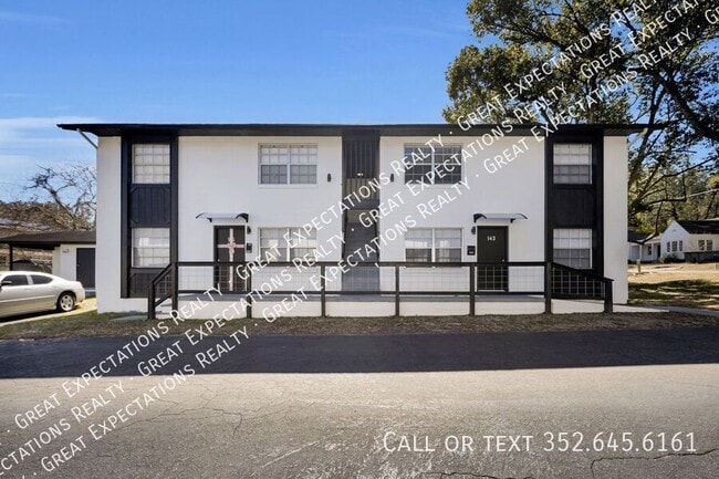 Building Photo - 131 SE 13th Ave