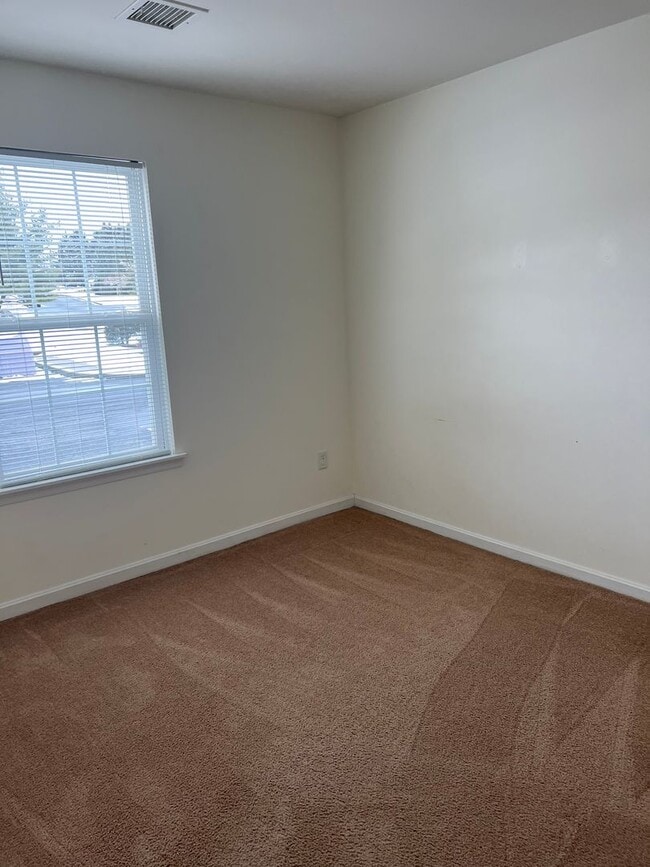 Photo - 34-37 Eastwick Lane Unit 34 Eastwick Lane