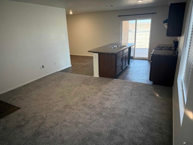 Photo - 4692 S Cedar Ave