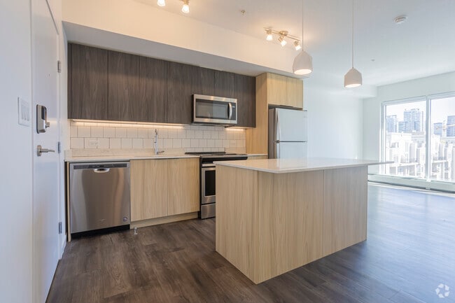 1BR, 1BA - 553SF - The Fifth