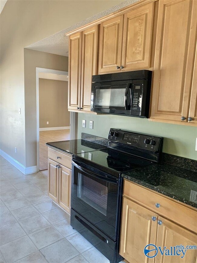 Photo - 115 E Crest Way