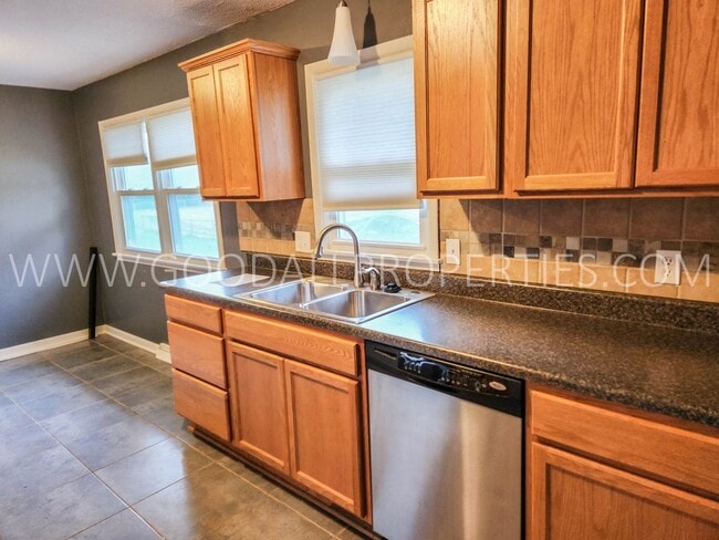 Photo - Charming 4-Bedroom Ranch in West Des Moines with a fenced in yard and a finished basement!!