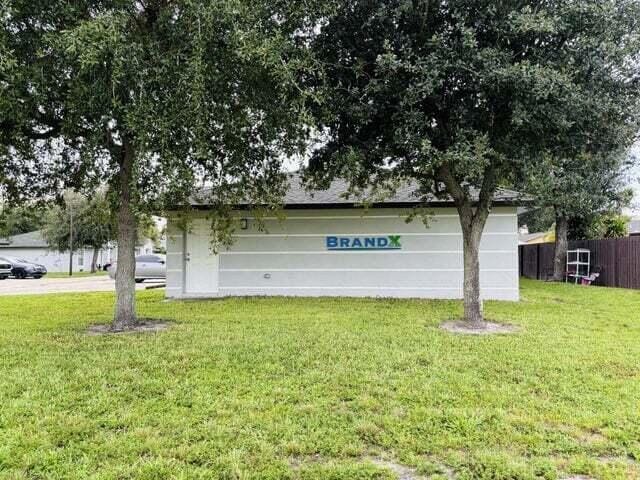 Building Photo - 1939 Palm Acres Dr Rental