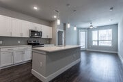 2 BR, 2 BA - 1017 SF