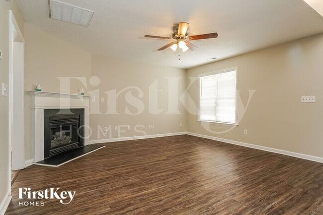 Photo - 1524 Crag Burn Ln