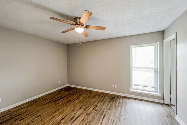 Photo - 1304 Dunbarton Rd